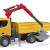 Nákladní auto Scania Super 560R s jeřábem a paletami - Bruder 03551